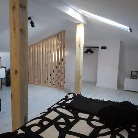 Dom Na Polanie بيت للعطل *